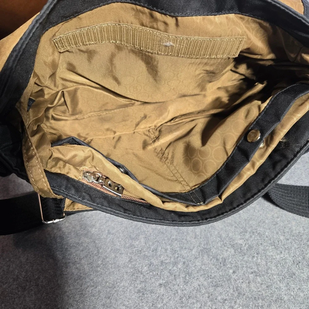 Bogner Black Nylon Messenger Bag Crossbody‎ Adjustable Strap Flap Top BT 05/12